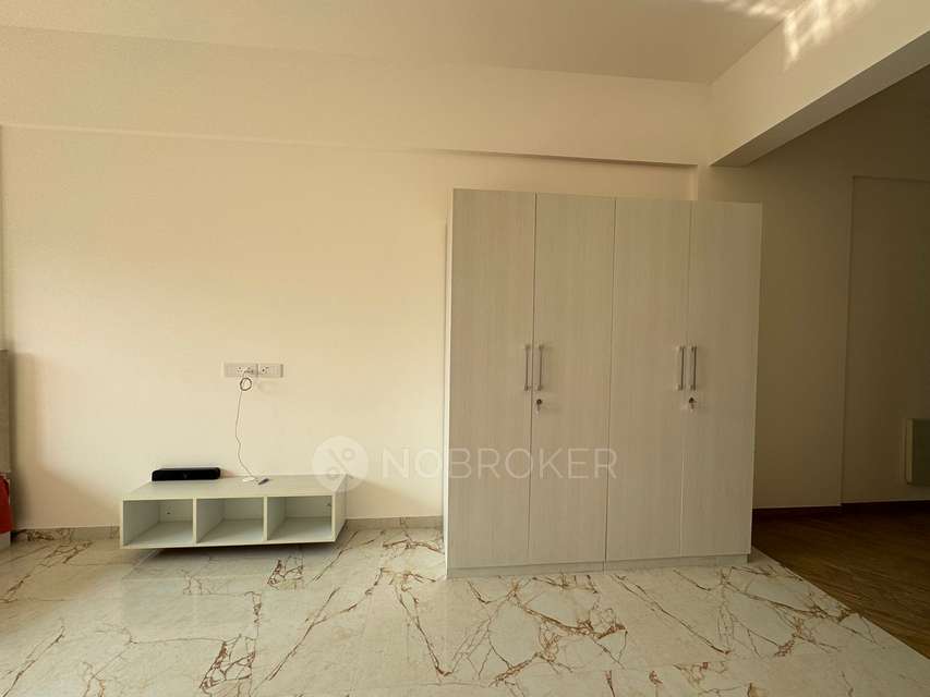 1 BHK Flat In Oxford Golf Resort for Rent  In Bavdhan