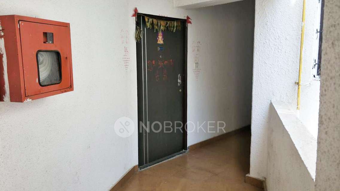 1 BHK Flat In Ratan Neptune For Sale  In Hadapsar