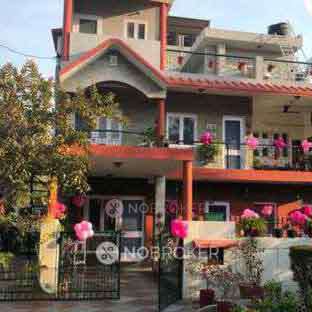 1 RK House for Rent  In Sector 37