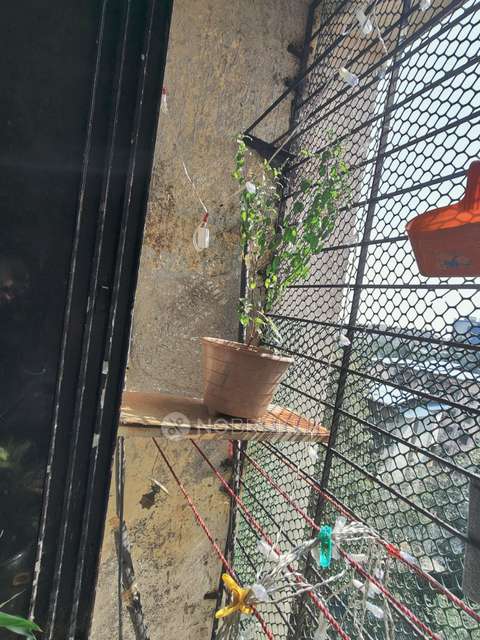 1 RK Flat In Luvkush Bldg, Vakola, For Sale  In Santacruz East