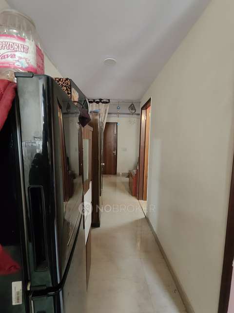 2 BHK Flat For Sale  In Paharganj