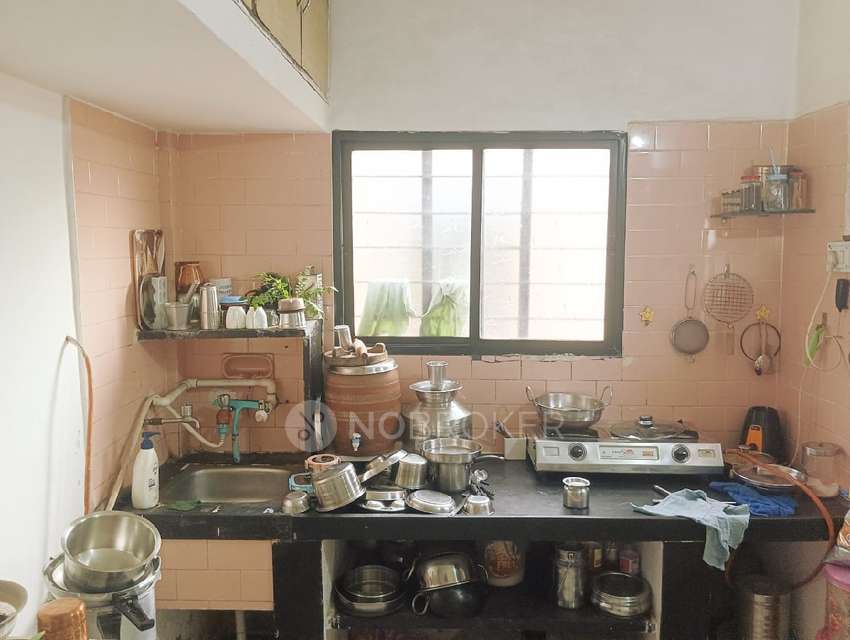 1 BHK Flat In Navjeevan Park for Rent  In Hadapsar