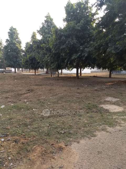 Plot For Sale  In Ansal.golf.link.1  In Ansal Golf Links 1