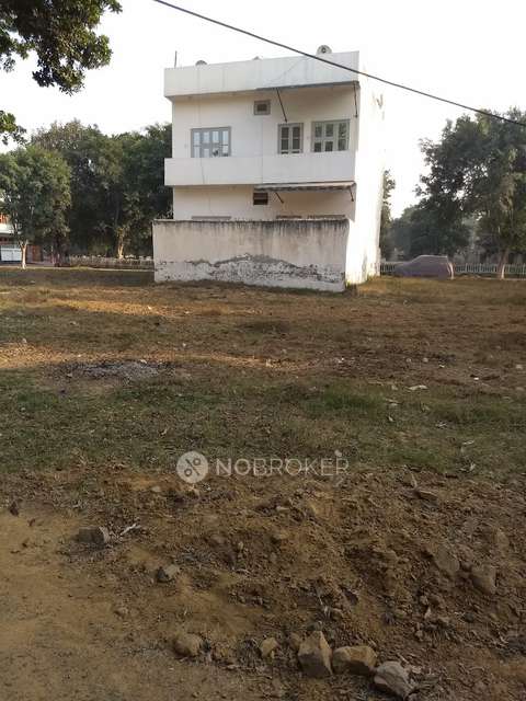 Plot For Sale  In Ansal.golf.link.1  In Ansal Golf Links 1