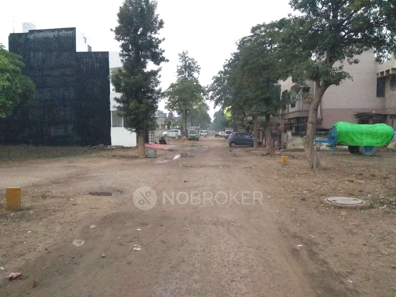 Plot For Sale  In Ansal.golf.link.1  In Ansal Golf Links 1