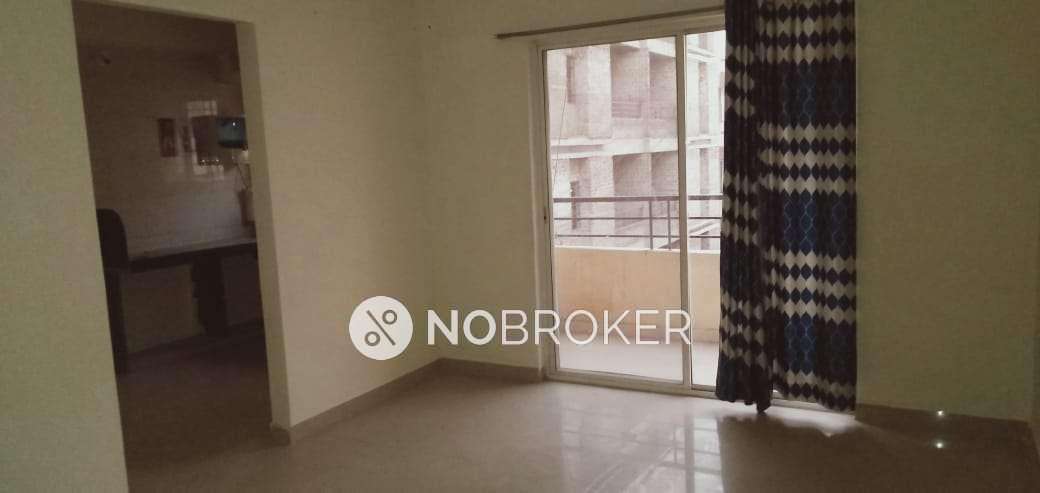 2 BHK Flat In Laxmi Heritage Apartment For Sale  In Manjri Bk