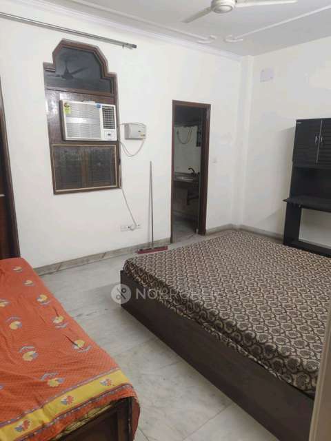 PG for Girls in 151, East Patel Nagar Road