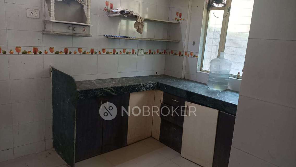 1 BHK Flat In Siddhivinayak Chs For Sale  In Naigaon West