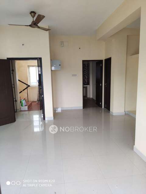 2 BHK Flat In Ahmed Apartment For Sale  In Selaiyur