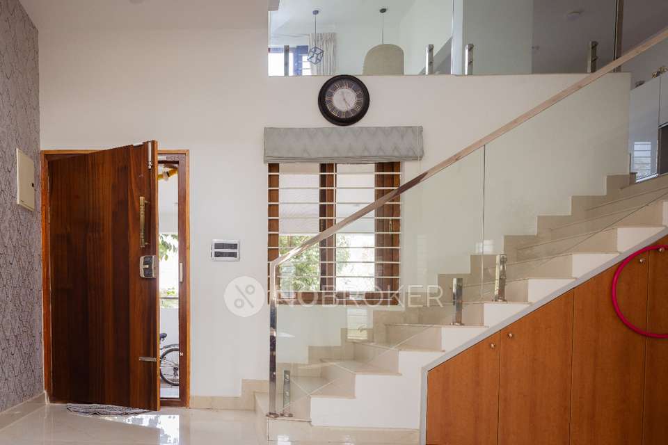 4+ BHK House For Sale  In Sarjapura