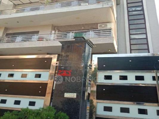 Shop in Sector 45, Gurgaon for Rent 