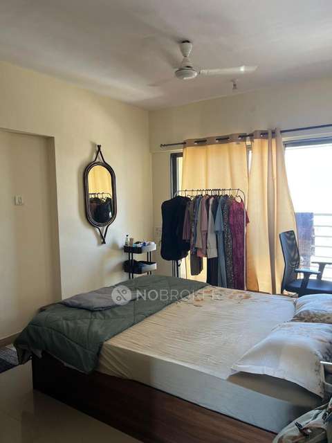 4 BHK Flat In Sunil Niwas Chs For Sale  In Andheri West