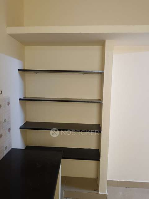 3 BHK Flat In Sri Selvavingaya Apartments Engineers Avenue for Rent  In Keelkattalai