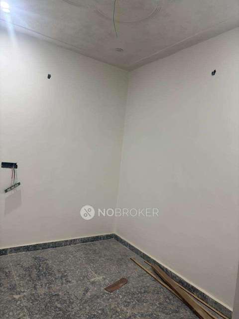 4+ BHK Flat In Standalone Builiding For Sale  In Samaypur