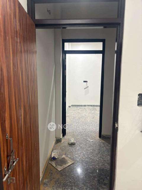 4+ BHK Flat In Standalone Builiding For Sale  In Samaypur