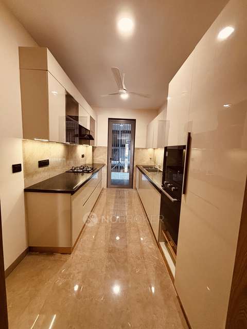 4+ BHK House For Sale  In Sector 43
