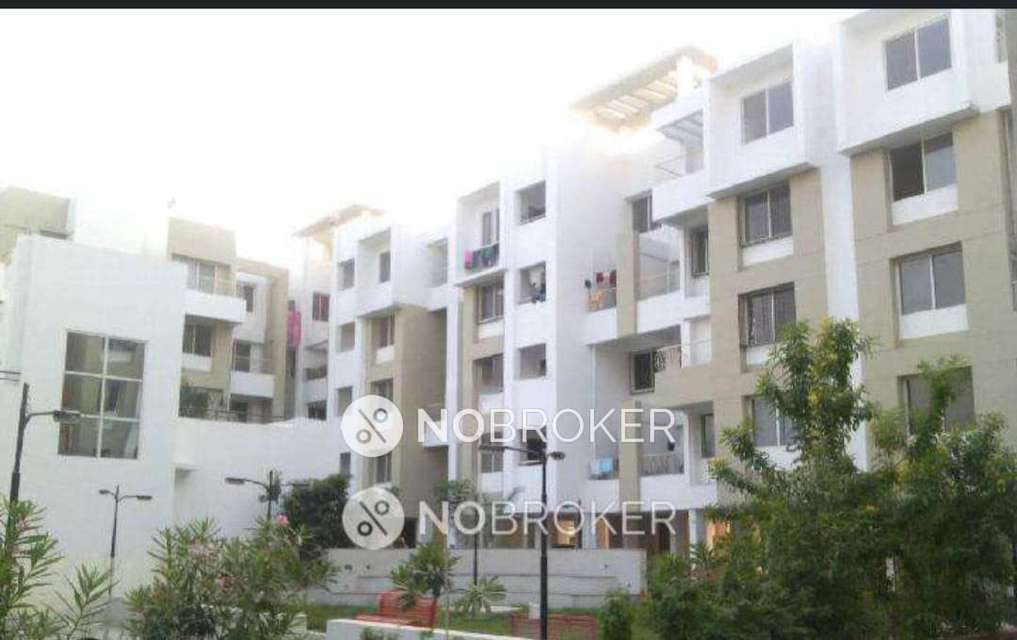 2 BHK Flat In Shanti Nikunj for Rent  In Loni