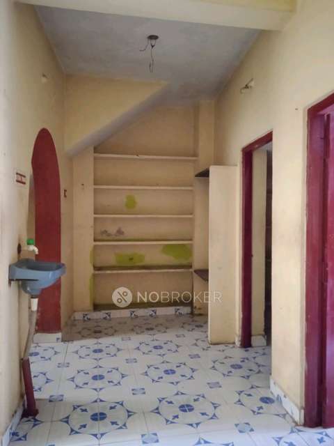 2 BHK House for Lease  In 32, 3rd Street, Manali High Rd, Varatharaja Peruma Nagar, Varadaraja Nagar, Tiruvottiyur, Chennai, Tamil Nadu 600057, India
