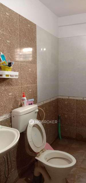 2 BHK Flat In Sk Lakeview Apartment For Sale  In Thanisandra