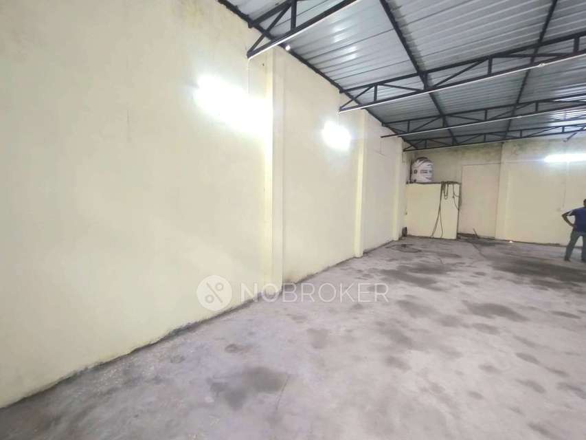 Godown/Warehouse in Wazirabad, Delhi for Rent 