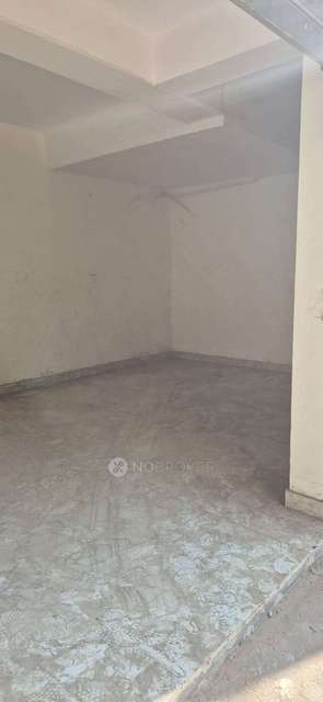 Shop in Hazipur, Noida for Rent 