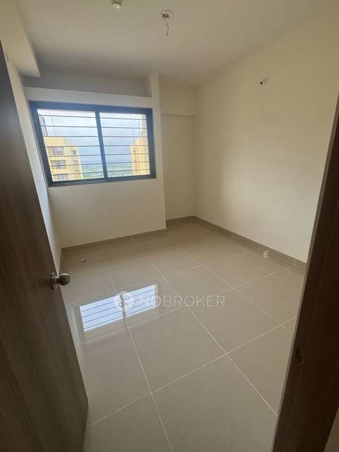 3 BHK Flat In Falcon Tower At Riverview City for Rent  In Loni Kalbhor