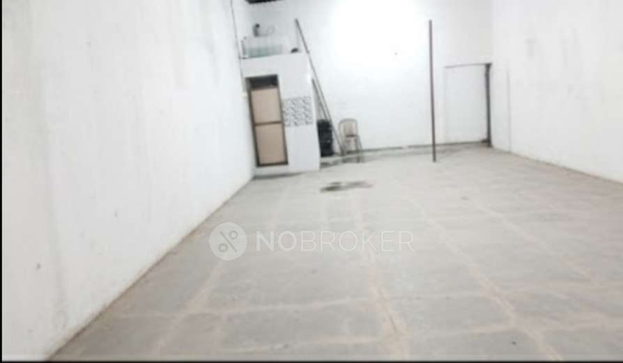 Godown/Warehouse in Borivali West, Mumbai for Rent 