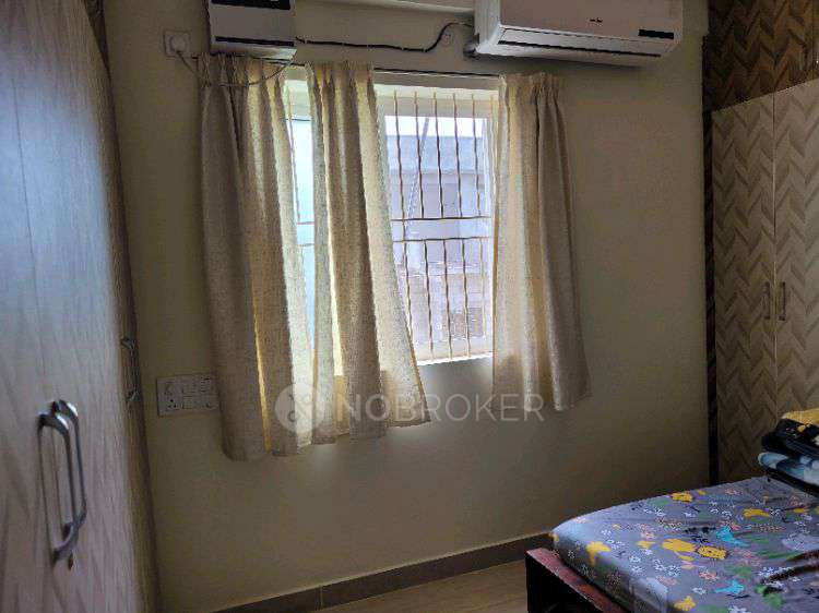 2 BHK Flat In Bhadras Paradise, Nri Layout For Sale  In Ramamurthy Nagar