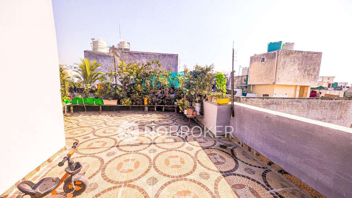 2 BHK Flat In City View Apartment For Sale  In Nawada Extension