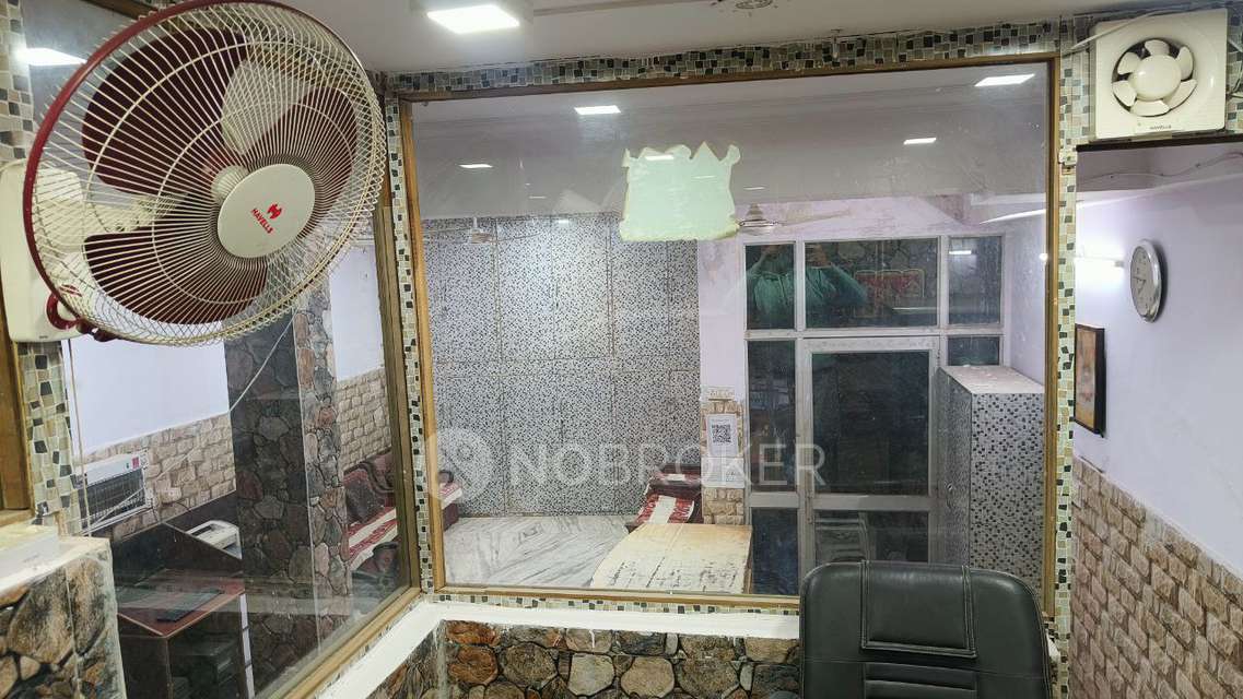 Co-Working  space in Shivaji Enclave, Delhi for Rent 