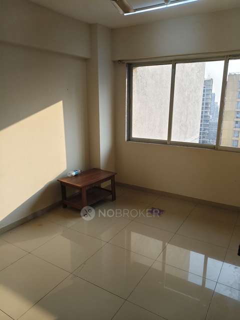 1 BHK Flat In Platinum Tower  for Rent  In Khetwadi