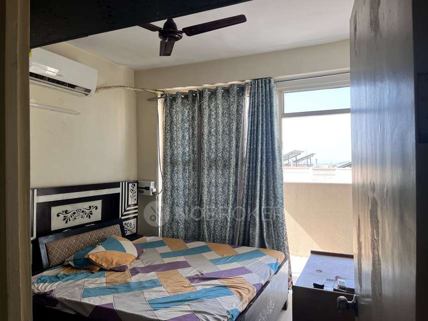 2 BHK Flat In Pyramid Urban Homes for Rent  In Sector 70a