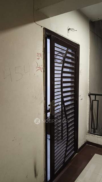 2 BHK Flat In Windsor Paradise 2 For Sale  In Raj Nagar Extension