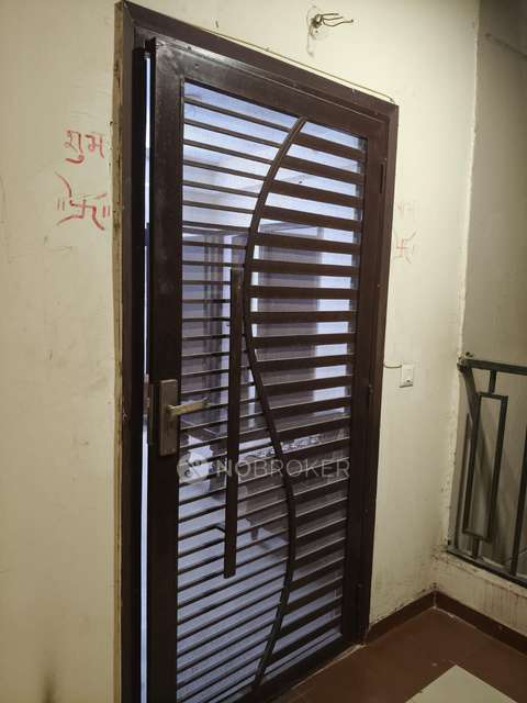 2 BHK Flat In Windsor Paradise 2 For Sale  In Raj Nagar Extension