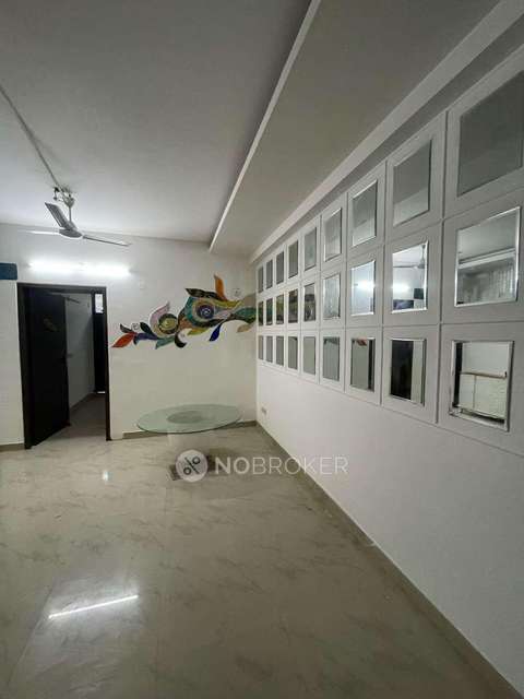 2 BHK Flat In Westend Tower For Sale  In 60 Feet Road