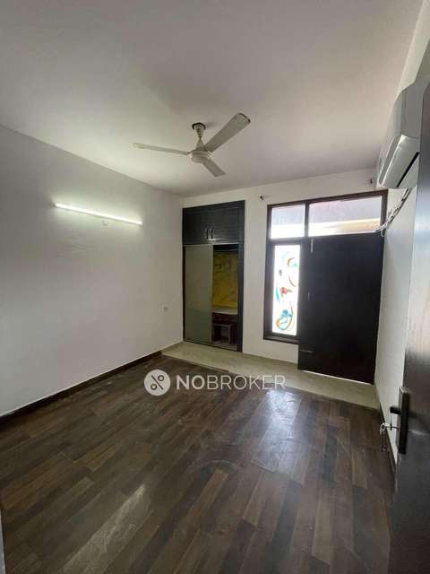 2 BHK Flat In Westend Tower For Sale  In 60 Feet Road