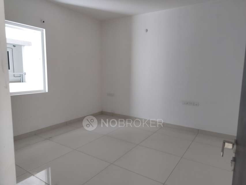 3 BHK Flat In Aparna Sarovar Zicon For Sale  In Nalagandla