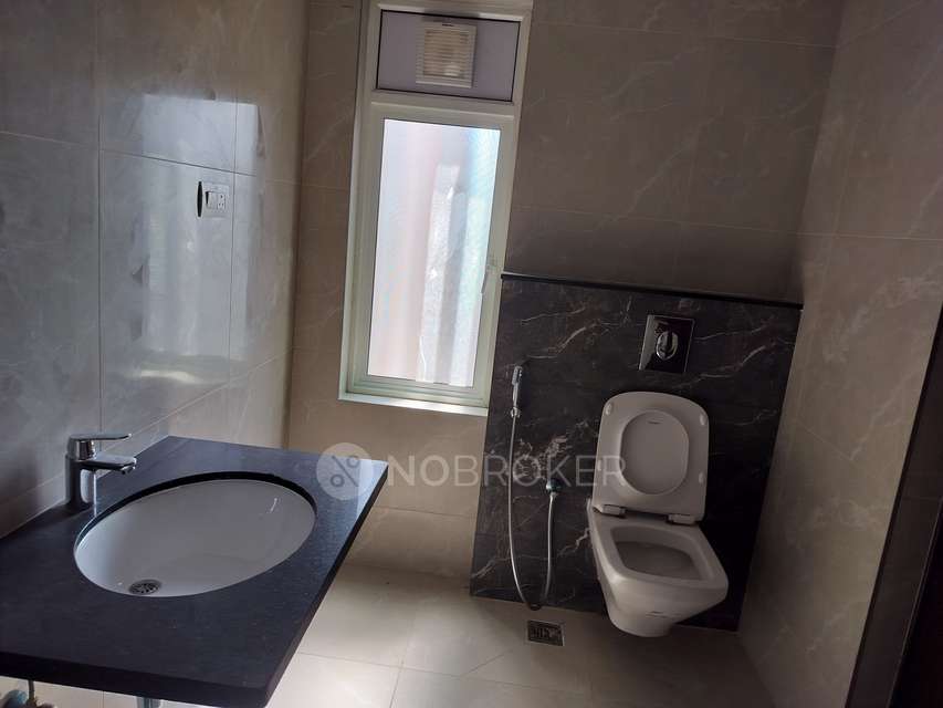 3 BHK Flat In Aparna Sarovar Zicon For Sale  In Nalagandla