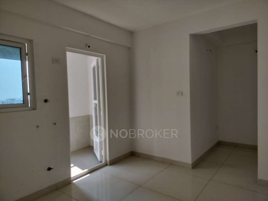 3 BHK Flat In Aparna Sarovar Zicon For Sale  In Nalagandla