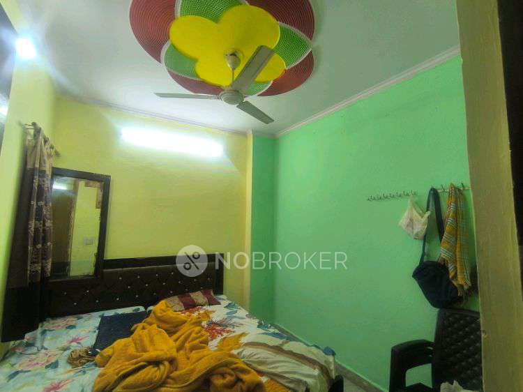 2 BHK Flat For Sale  In West Vinod Nagar, New Delhi