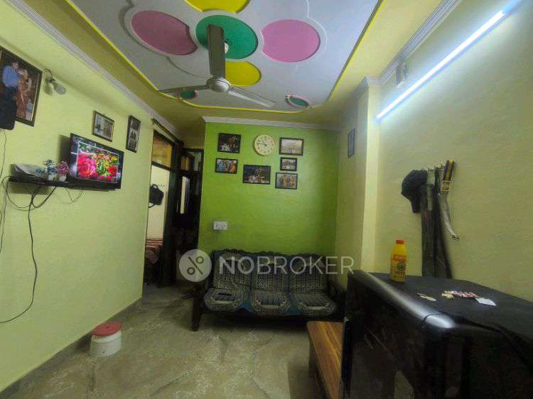 2 BHK Flat For Sale  In West Vinod Nagar, New Delhi