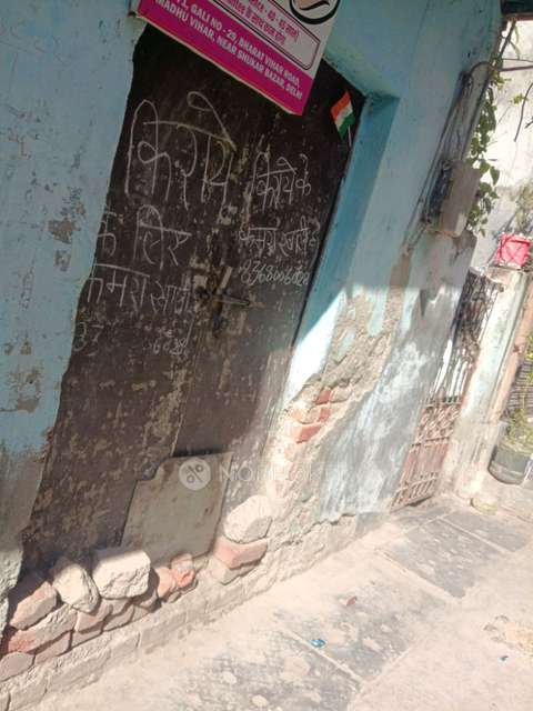 Shop in Madhu Vihar, Delhi for Rent 