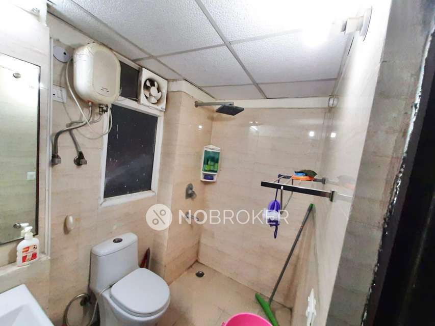 3 BHK Flat In Sethi Max Royal For Sale  In Sector-76