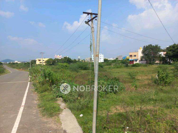 Plot For Sale  In Mudichur