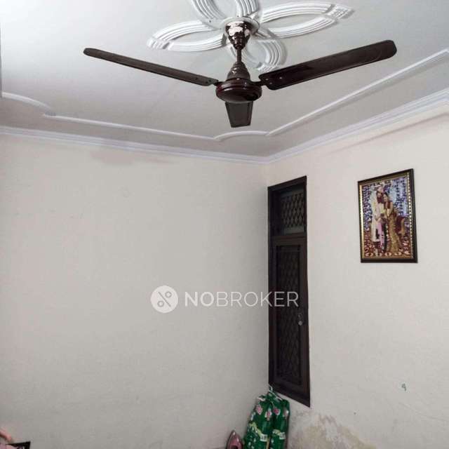 3 BHK Flat For Sale  In Govind Puri