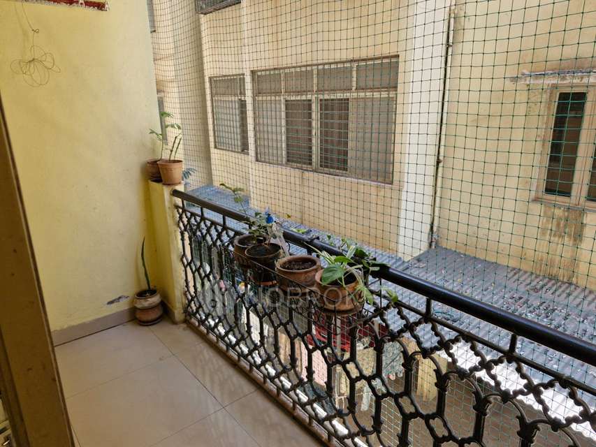 2 BHK Flat In Tulip Apartment For Sale  In Doddanekundi, 