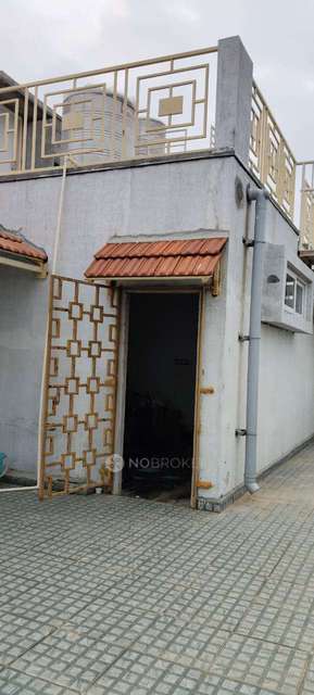 4+ BHK Flat For Sale  In Pionier Lake Districtt