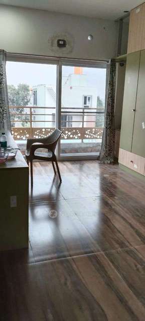 4+ BHK Flat For Sale  In Pionier Lake Districtt