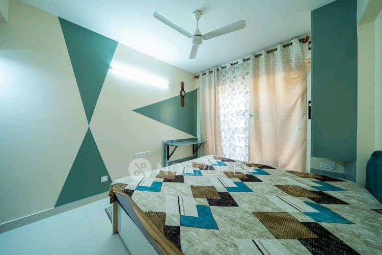 2 BHK Flat In Ashish Mnrst Apartment Bellandur For Sale  In Bellandur