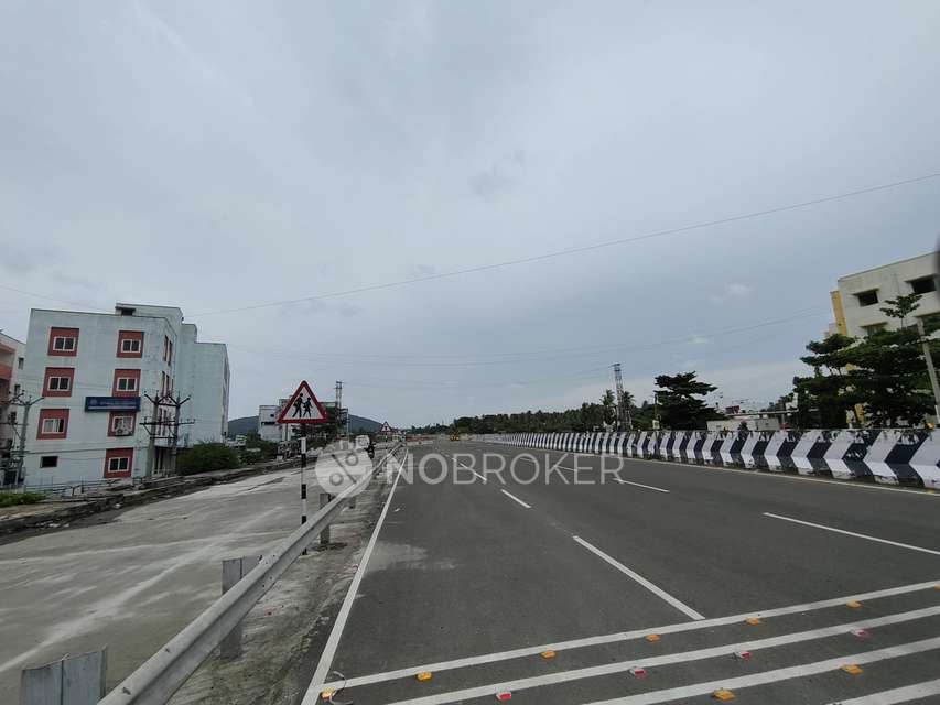 Plot For Sale  In New Perungalathur